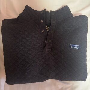 L.L. Bean Men's Dark Gray Quilted Zip-Up Sweater